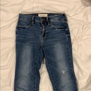 Medium wash denim skinny jeans